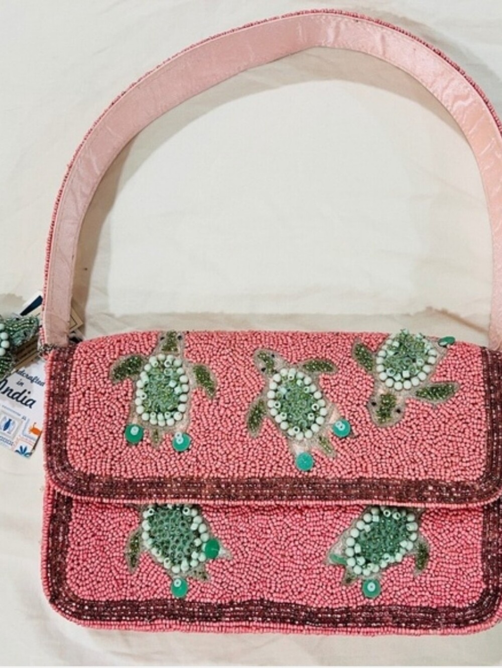 👉✨️ Made In India Turtle Beaded Purse in Pink!